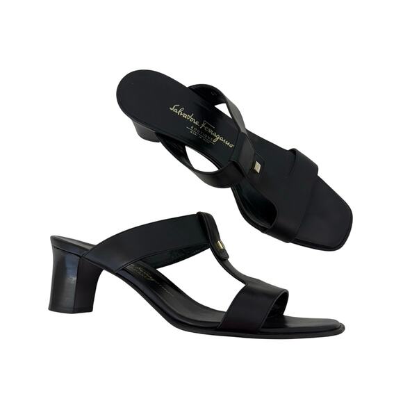Salvatore Ferragamo T-Strap Sandals Open-Toe Mules Black Leather 9.5B - Picture 1 of 12
